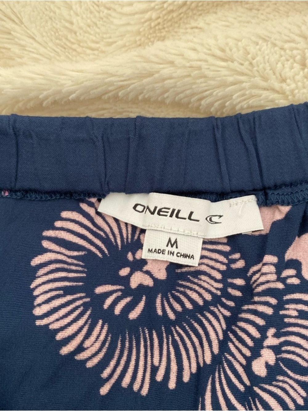 NWT O'Neill floral ruffle midi skirt navy/pink Sz M - Picture 6 of 8